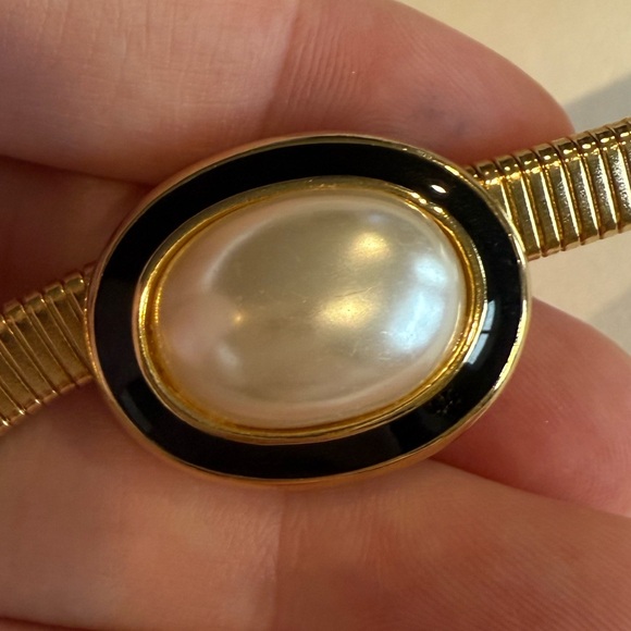 Vintage Gold Tone Snake Chain Collar Necklace w/ Oval Pearl Slide Pendant - Picture 5 of 8